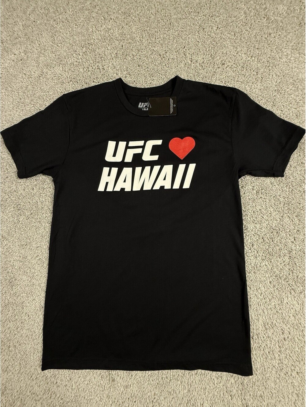 NWT UFC Loves Hawaii Charity T Shirt Men’s M Black MMA